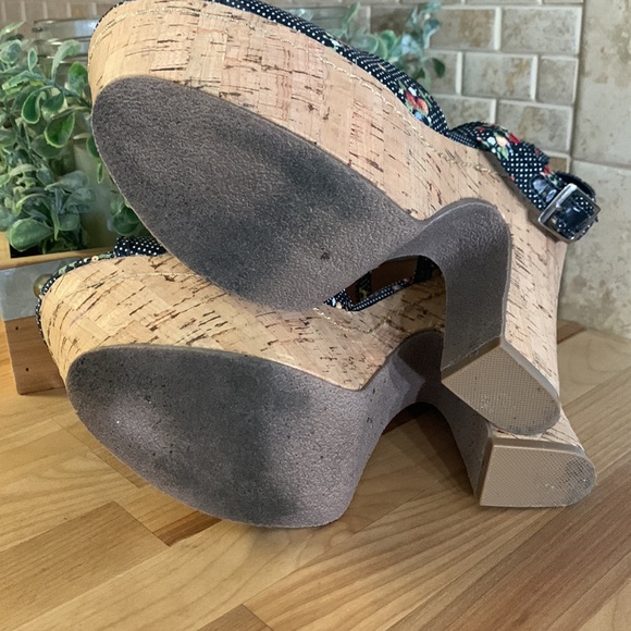 Steve Madden Gurllee Black Floral Polka Dot Platform Ankle Strap Sandal Heels - Picture 8 of 9